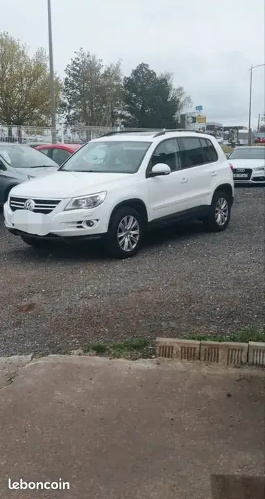 Volkswagen Tiguan 2008 photo 2