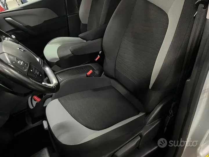 Citroen Grand C4 Picasso 2016 photo 5