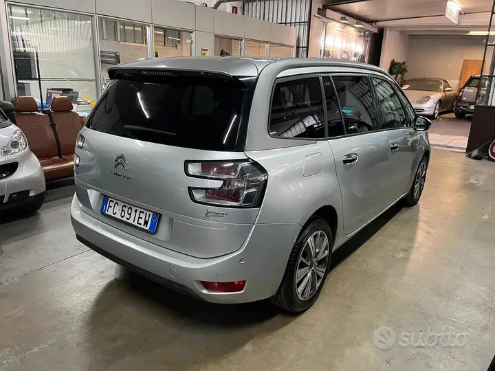 Citroen Grand C4 Picasso 2016 photo 2