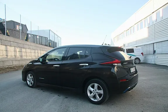 Nissan Leaf 2020 photo 4