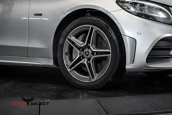 Mercedes-Benz C 300 E 2020 photo 3