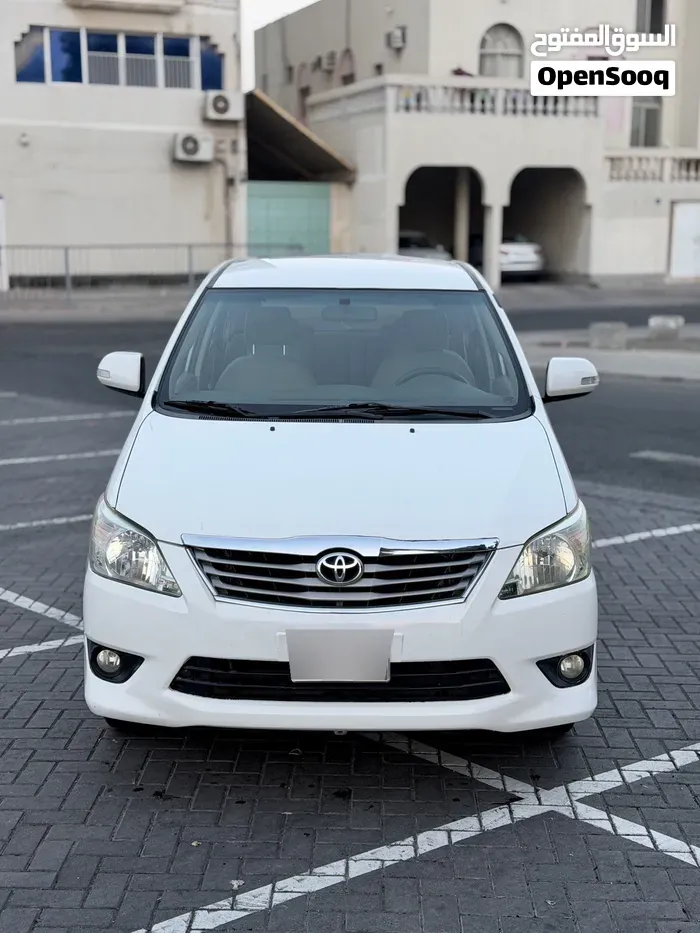 Toyota Innova 2015 photo 2