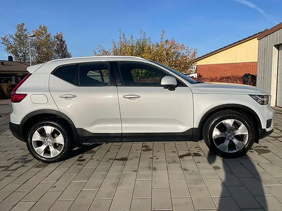 Volvo Xc40 2020 photo 2