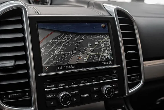 Porsche Cayenne Gts 2016 photo 5