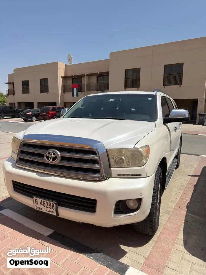 Toyota Sequoia 2012 photo 5