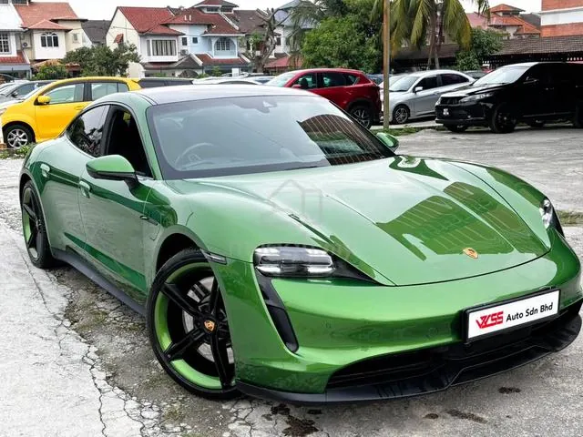 Porsche Taycan 4S