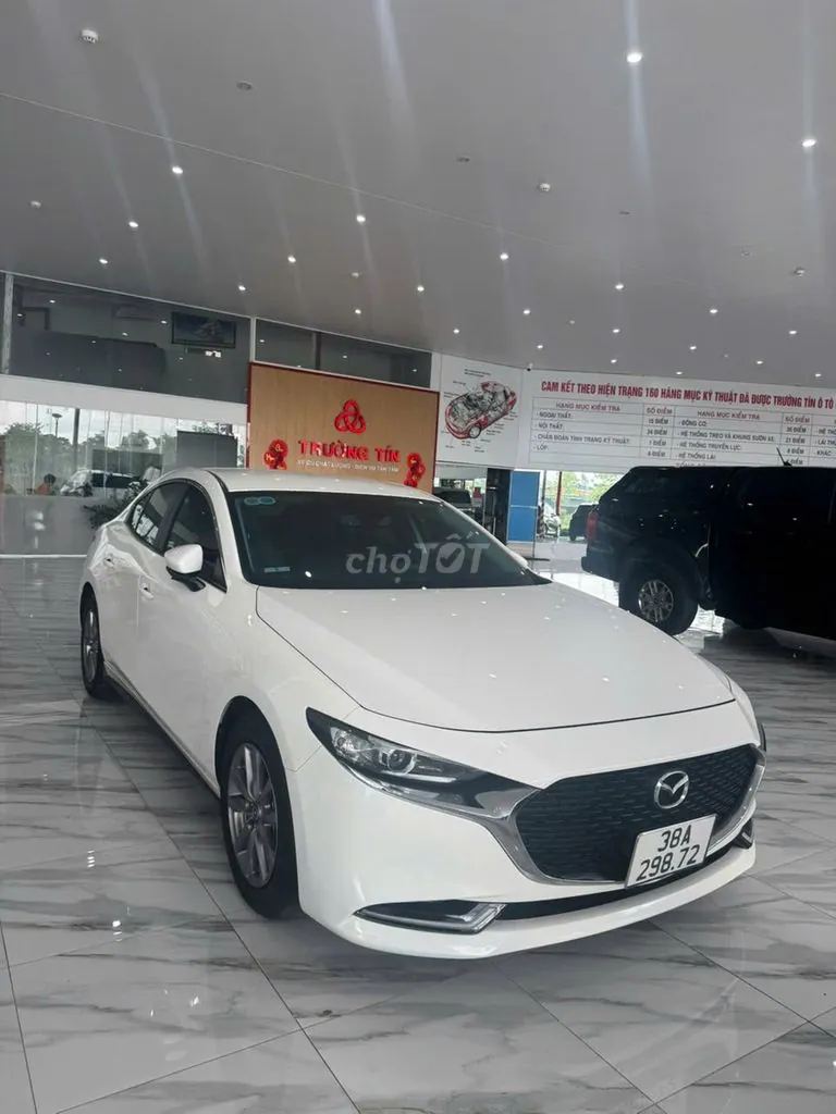 Mazda 3 2020 photo 2