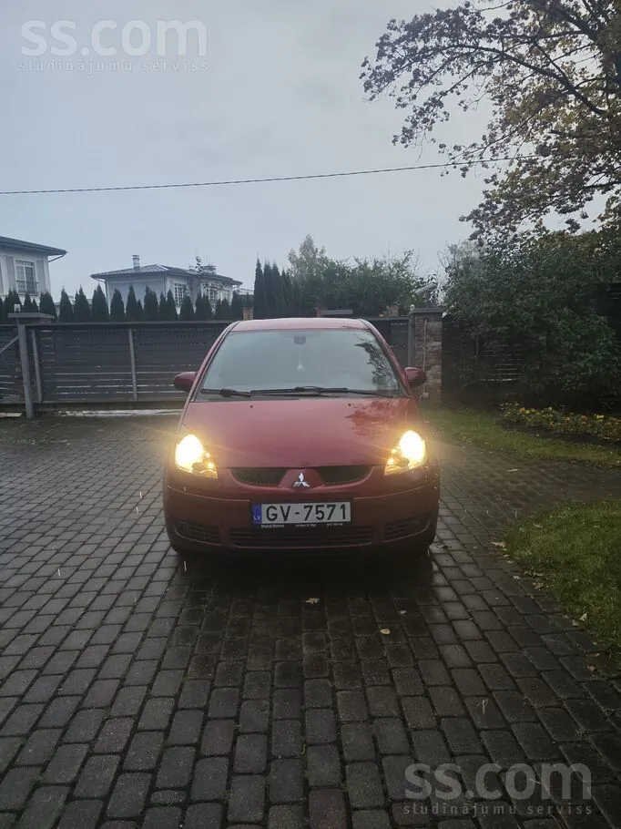 Mitsubishi Colt 2007 photo 3