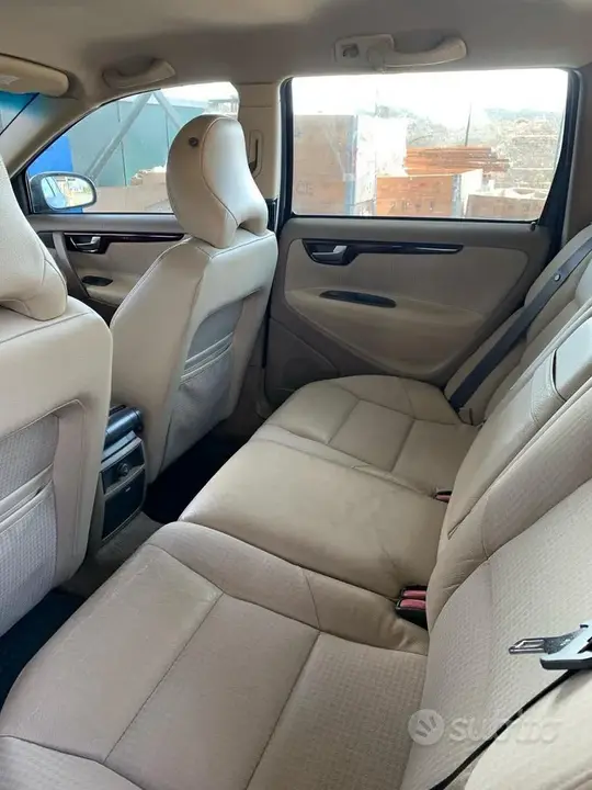 Volvo V70 2002 photo 4