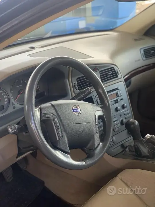 Volvo V70 2002 photo 5