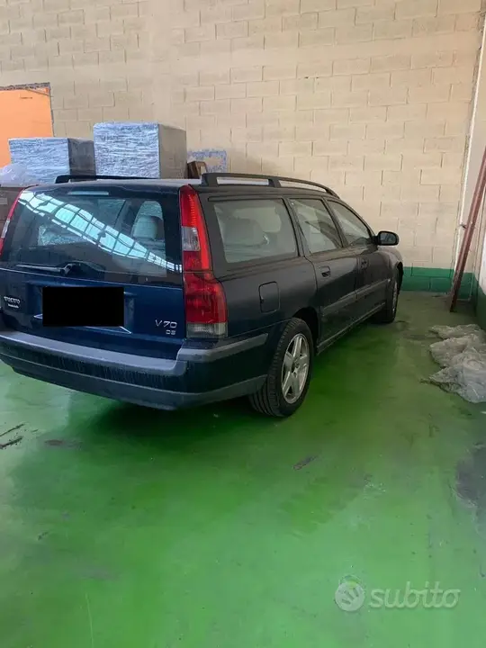 Volvo V70 2002 photo 2