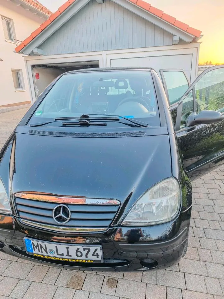 Mercedes-Benz A160