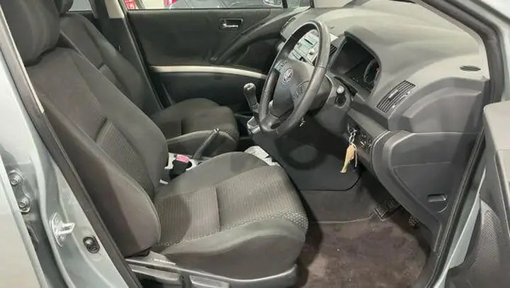 Toyota Corolla Verso 2008 photo 5