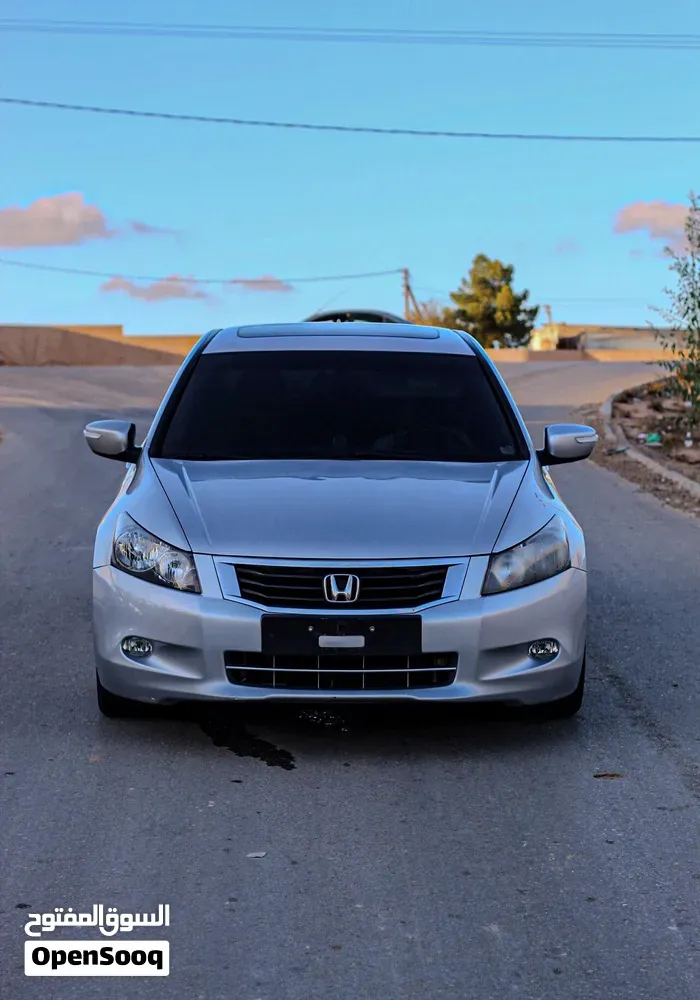 Honda Accord 2010 photo 2