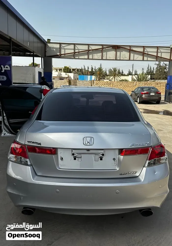 Honda Accord 2010 photo 5