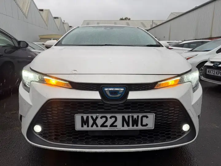 Toyota Corolla 2022 photo 2