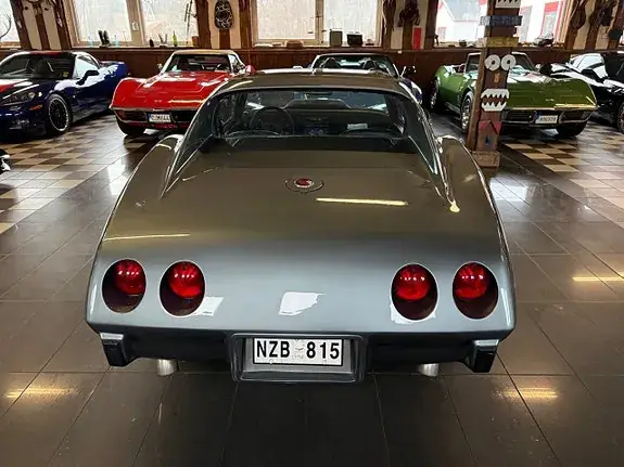 Chevrolet Corvette 1976 photo 5