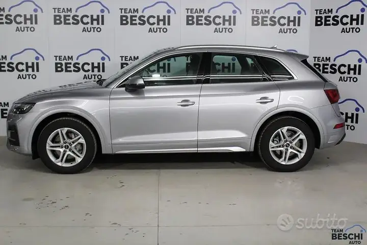 Audi Q5 2022 photo 3