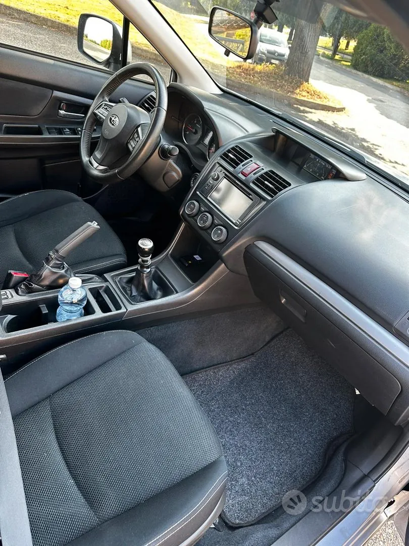 Subaru Xv 2013 photo 5