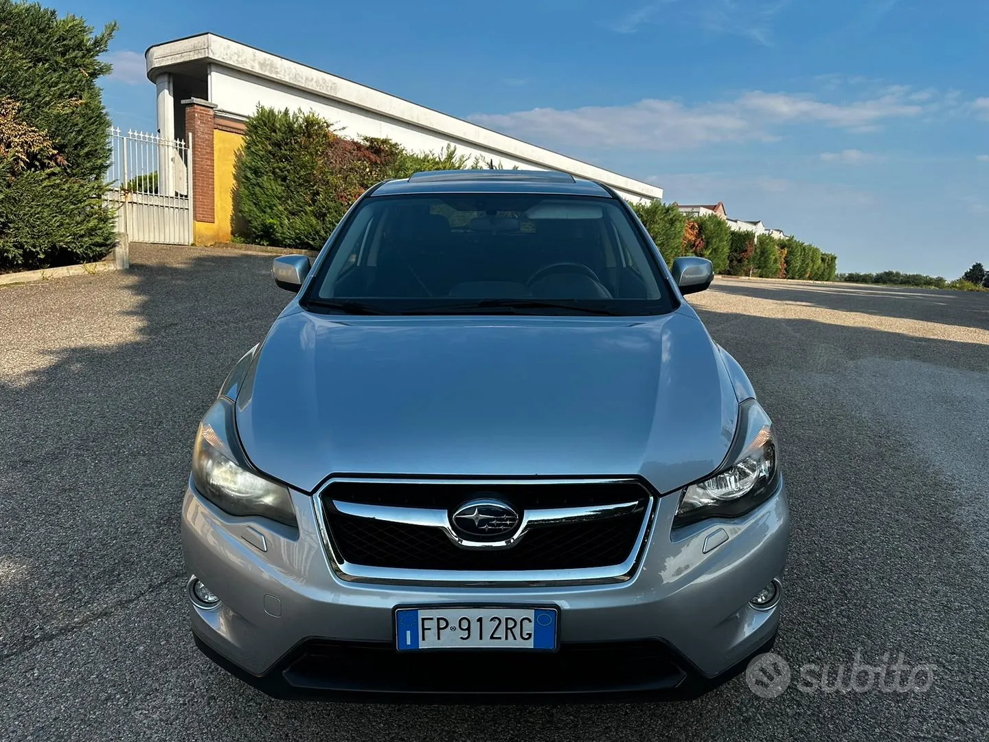 Subaru Xv 2013 photo 2