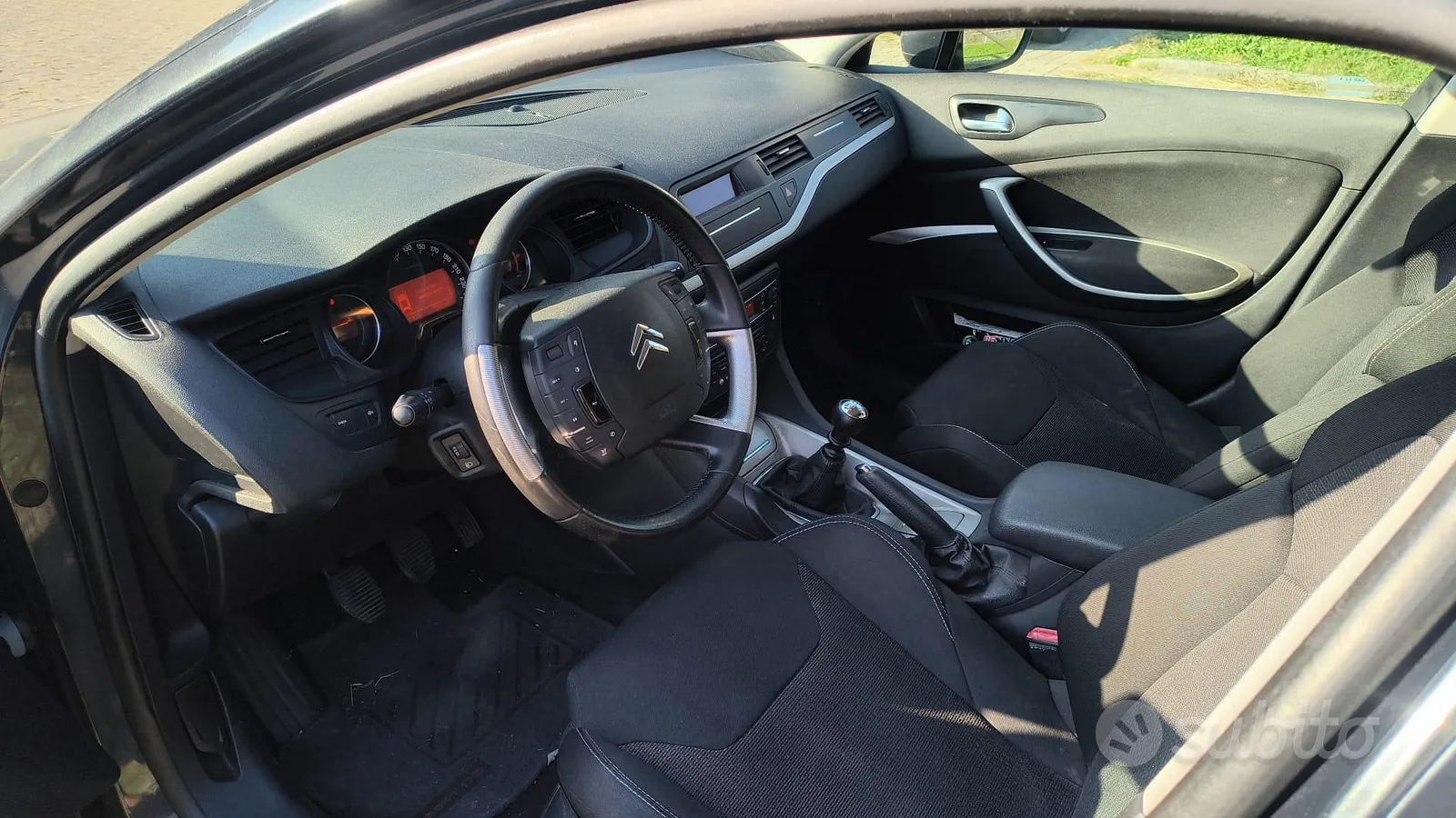 Citroen C5 2010 photo 4