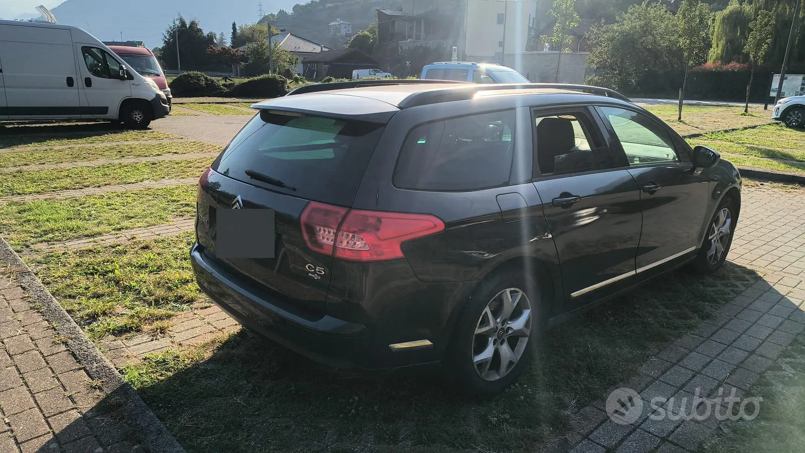 Citroen C5 2010 photo 2