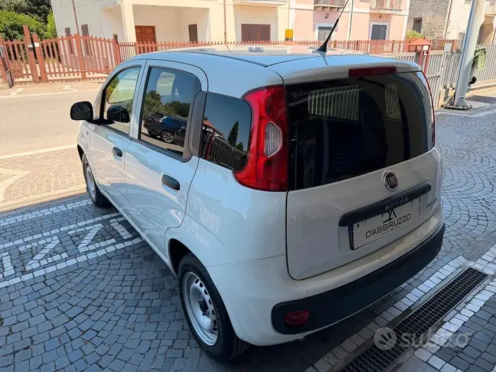 Fiat Panda 2022 photo 2