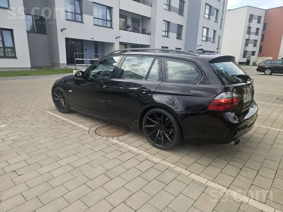BMW 325 2006 photo 4