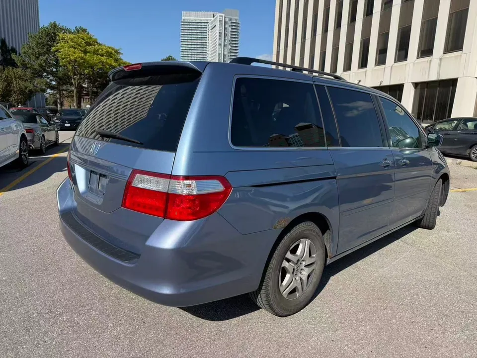 Honda Odyssey 2006 photo 4