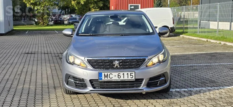 Peugeot 308 2019 photo 5