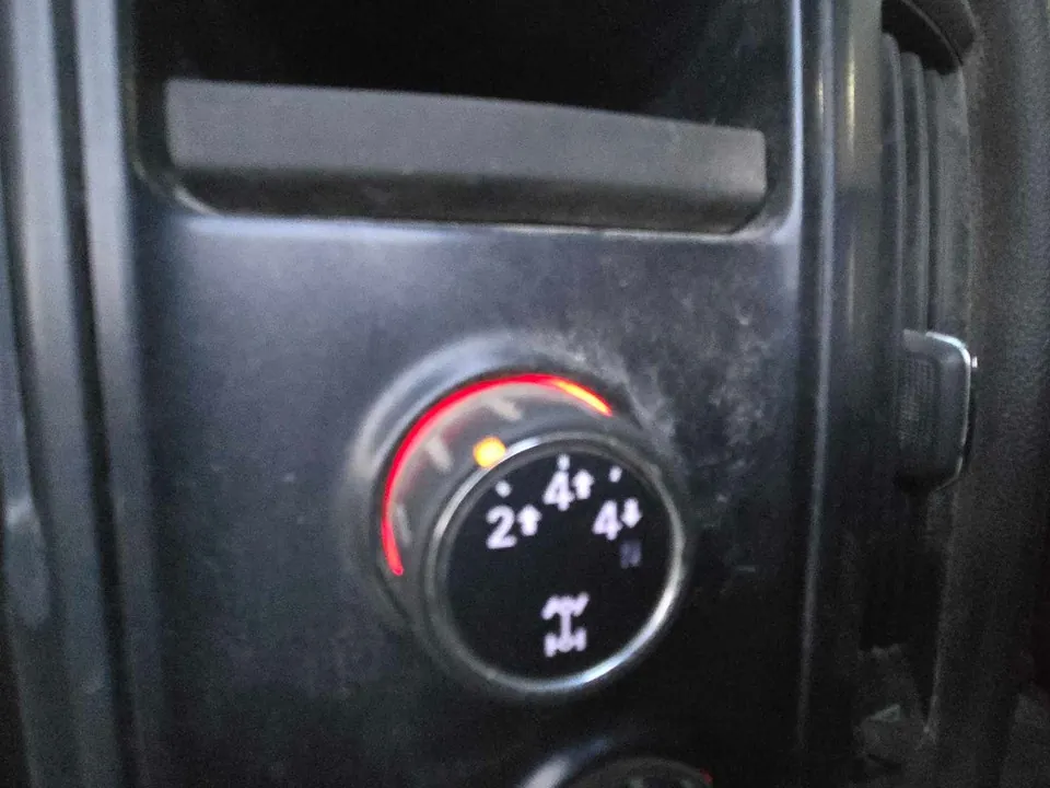 GMC 3500 Hd 2015 photo 3
