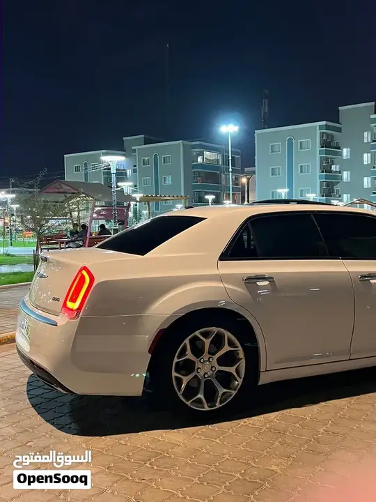 Chrysler 300 2017 photo 4