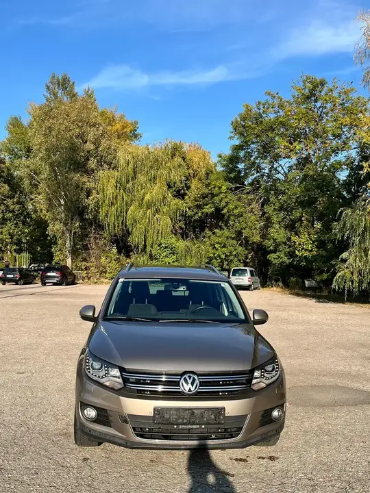 Volkswagen Tiguan 2012 photo 2