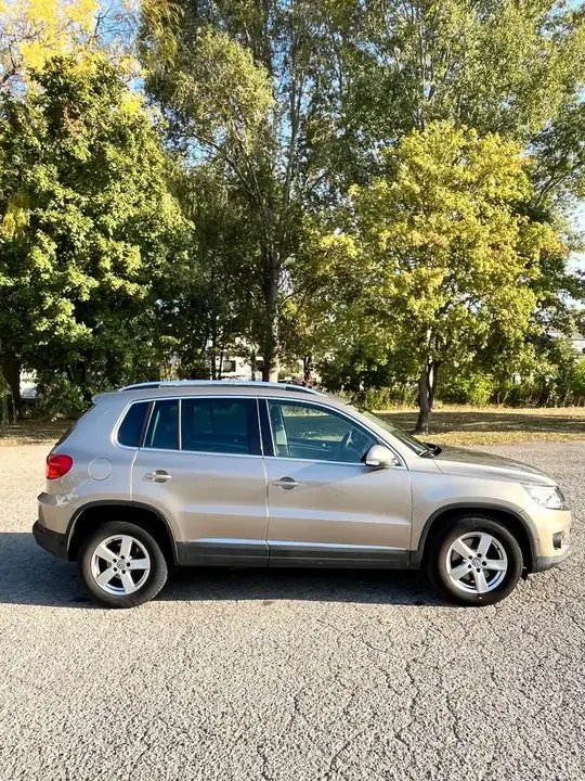 Volkswagen Tiguan 2012 photo 3