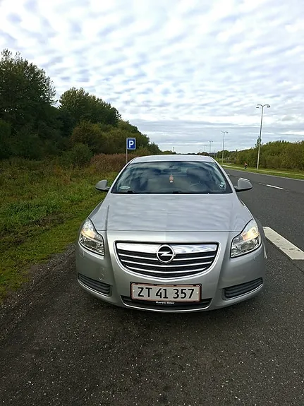 Opel Insignia 2009 photo 2
