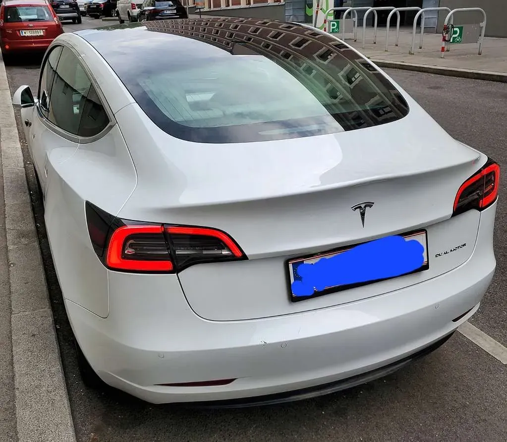Tesla Model 3 2019 photo 2