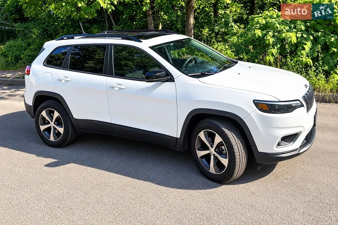 Jeep Cherokee 2022 photo 3