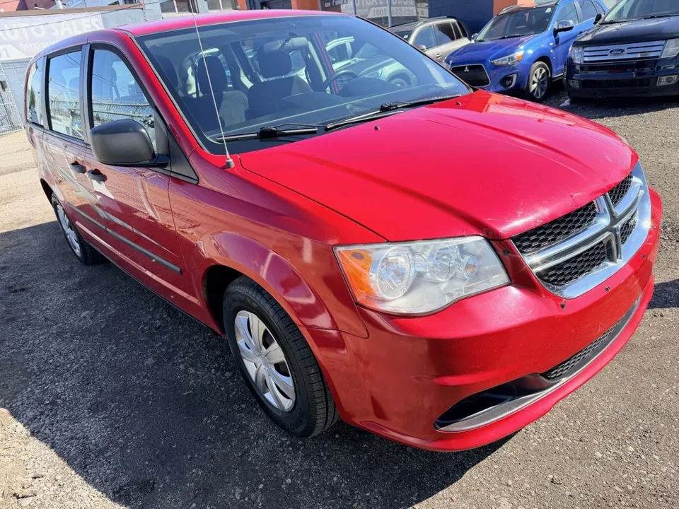 Dodge Grand Caravan 2013 photo 3