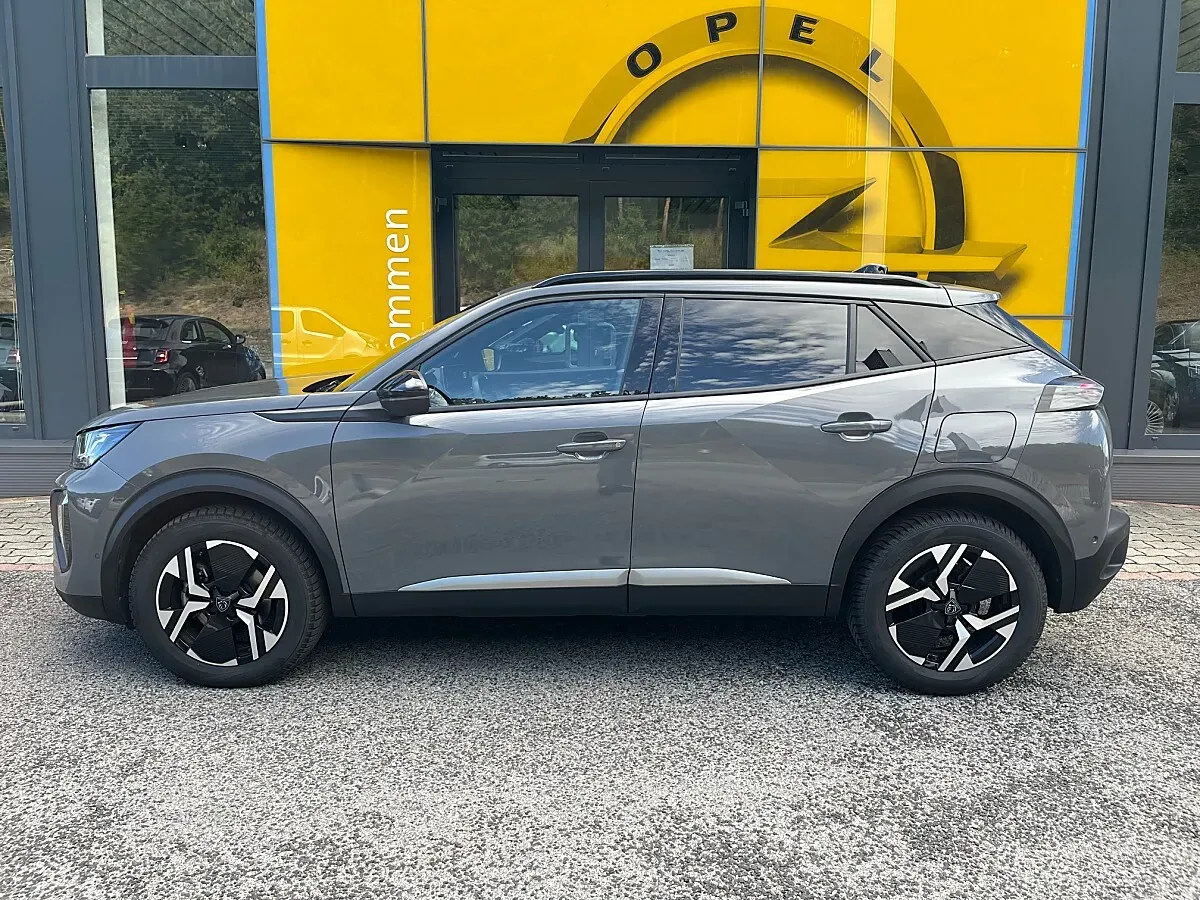 Peugeot 2008 2025 photo 3