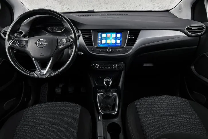 Opel Crossland X 2021 photo 2