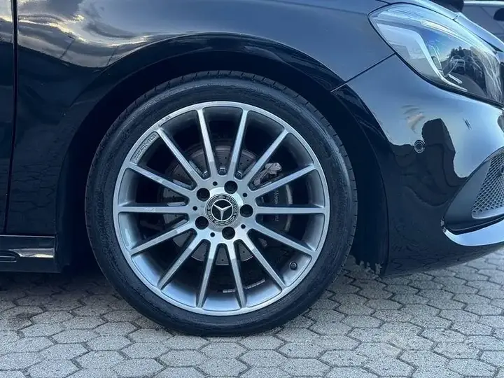 Mercedes-Benz A-Class 2018 photo 4