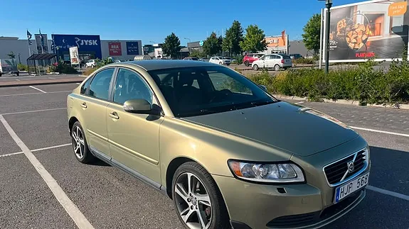 Volvo S40
