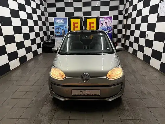 Volkswagen E-Up! 2015 photo 4