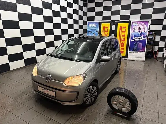 Volkswagen E-Up! 2015 photo 2