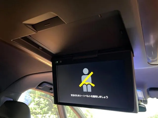 Toyota Alphard Z 2024 photo 4