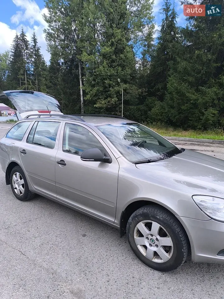 Skoda Octavia 2012 photo 5