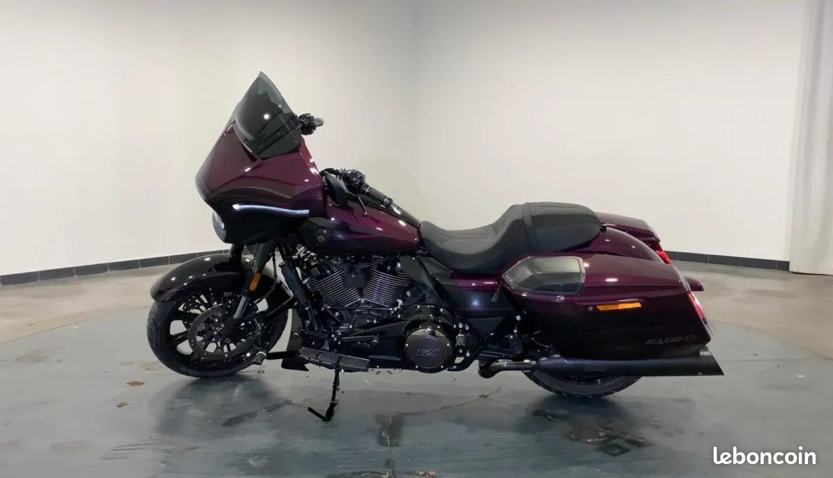 Harley-Davidson Cvo Street Glide 2025 photo 2