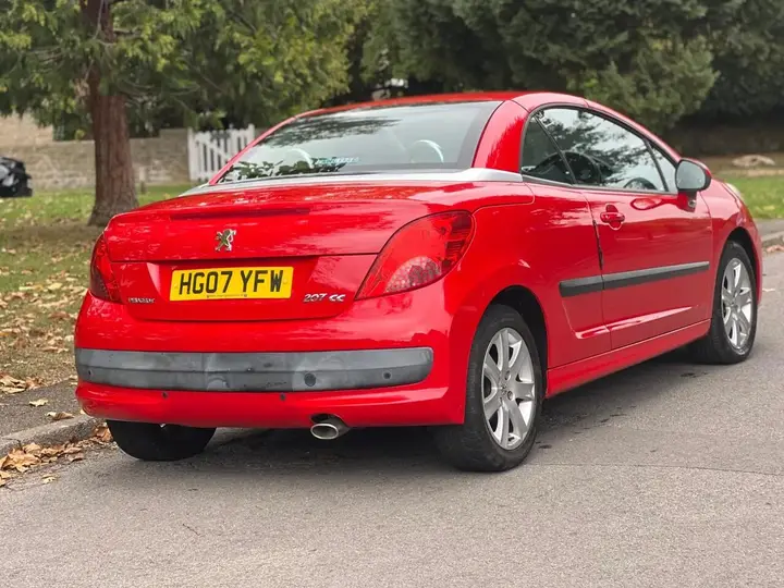 Peugeot 207 2007 photo 5