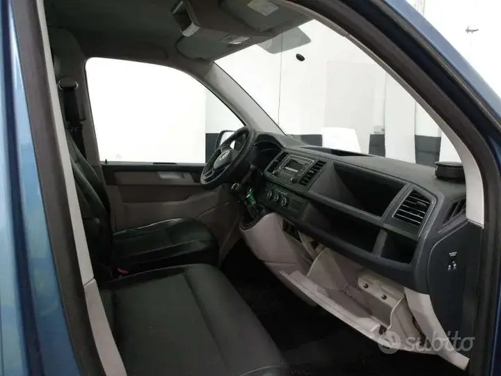 Volkswagen Transporter 2019 photo 4