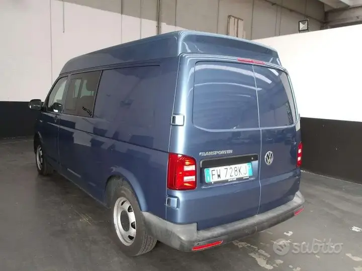 Volkswagen Transporter 2019 photo 2